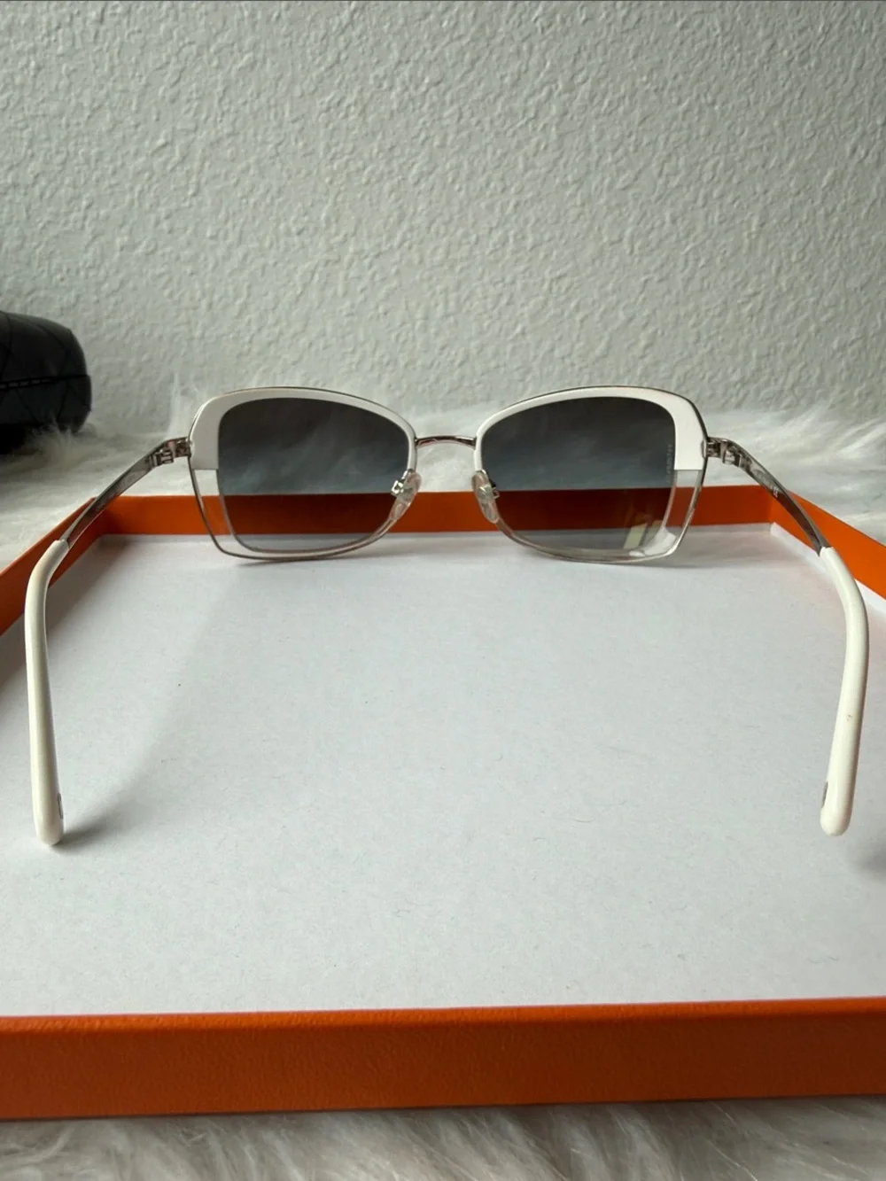 CHANEL White Frame Black Gradient Square Sunglasses with Quilted Case - Picture 6 of 16